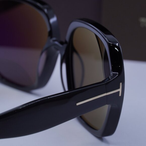 Tom Ford FT1221 01A Saffron Square Sunglasses - Shiny Black\Smoke - Picture 5 of 8